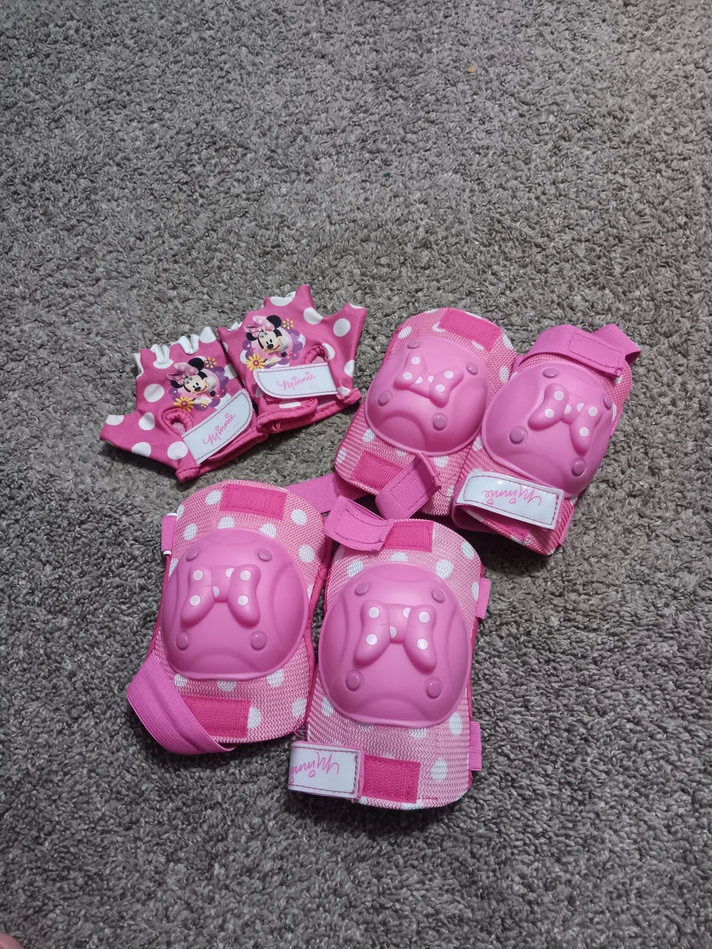 Disney Pink Minnie Mouse Polka Dot 6-Piece Protective Pad Set